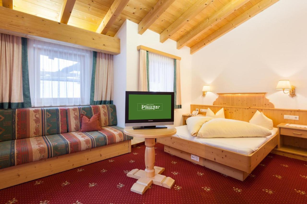 Hotel Pinzger ทักซ์ ภายนอก รูปภาพ